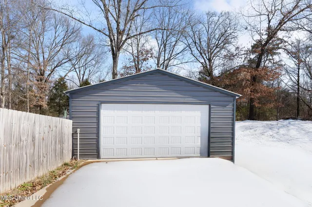 $435,000 | 1466 Dogwood Hollow Drive, Nesbit, MS 38651