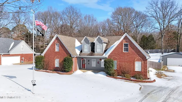 $435,000 | 1466 Dogwood Hollow Drive, Nesbit, MS 38651