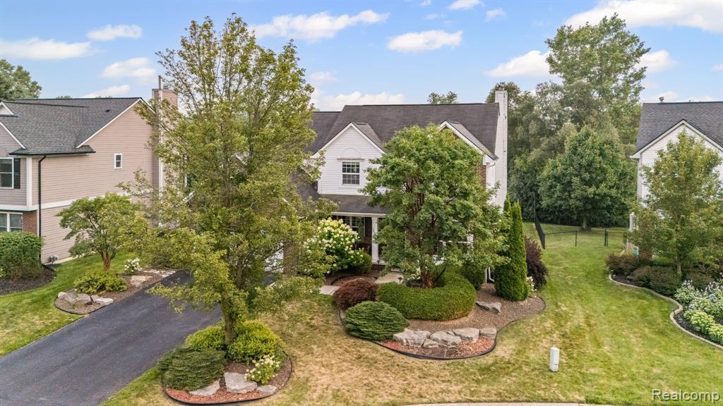 1228 Parkland Road Lake Orion, MI 48360 - Photo 3 of 44