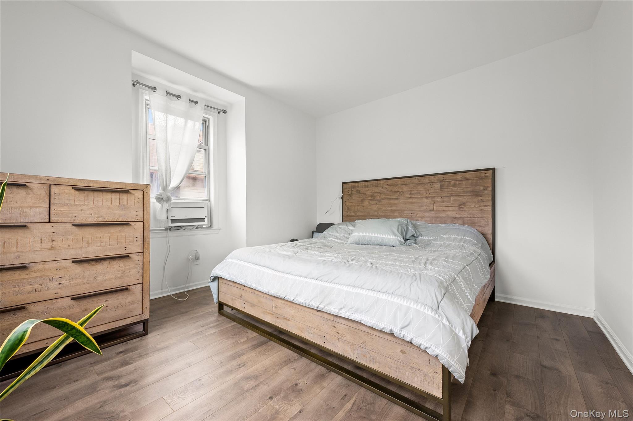 46 Meadow Lane New Rochelle, NY 10805 - Photo 21 of 39