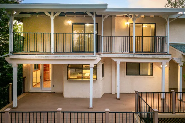 a hallway with closet in it