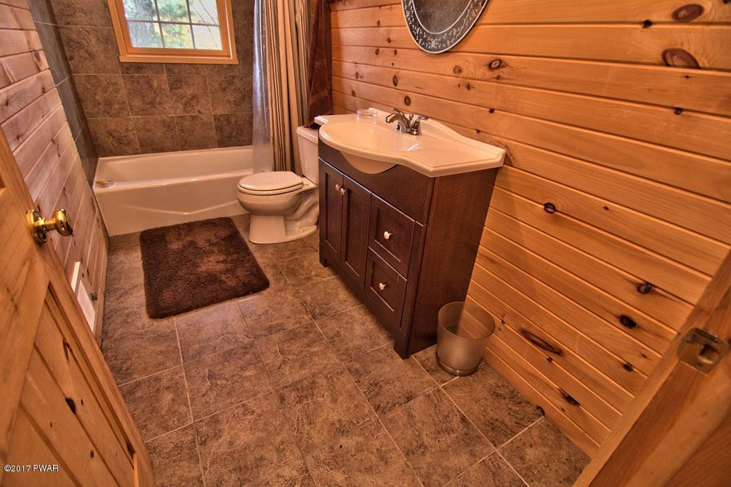 1045 Bear Trail Road Lake Ariel, PA 18436 - Photo 14 of 72