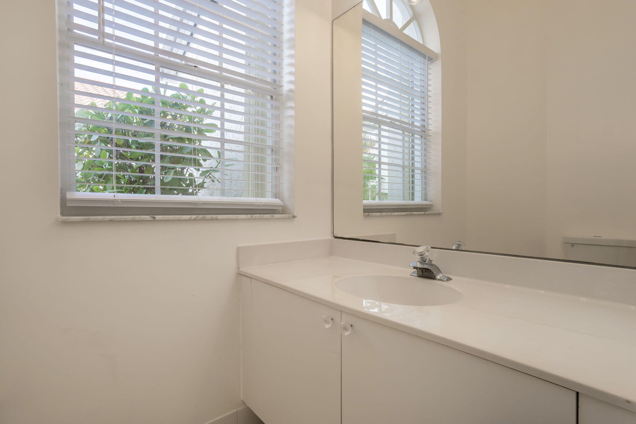 17281 Antigua Point Way Boca Raton, FL 33487 - Photo 8 of 26 Half Bathroom