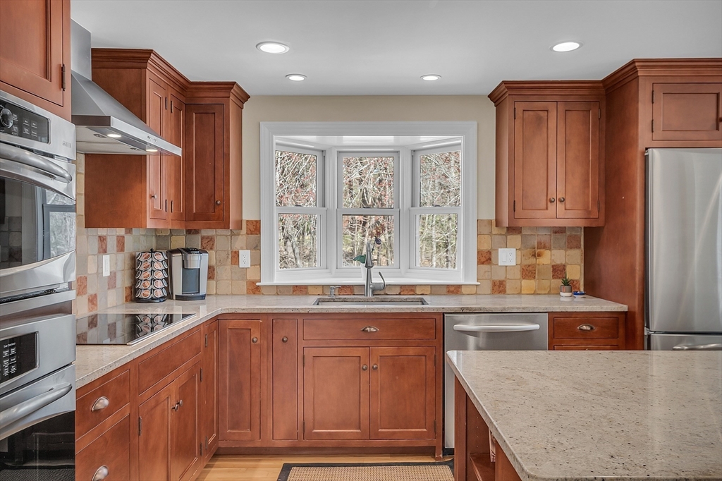 9 Freedom Farme Road Acton, MA 01720 - Photo 3 of 39