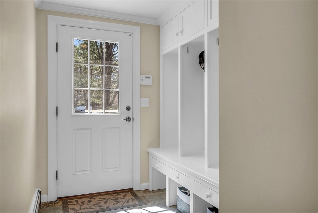 9 Freedom Farme Road Acton, MA 01720 - Photo 7 of 39