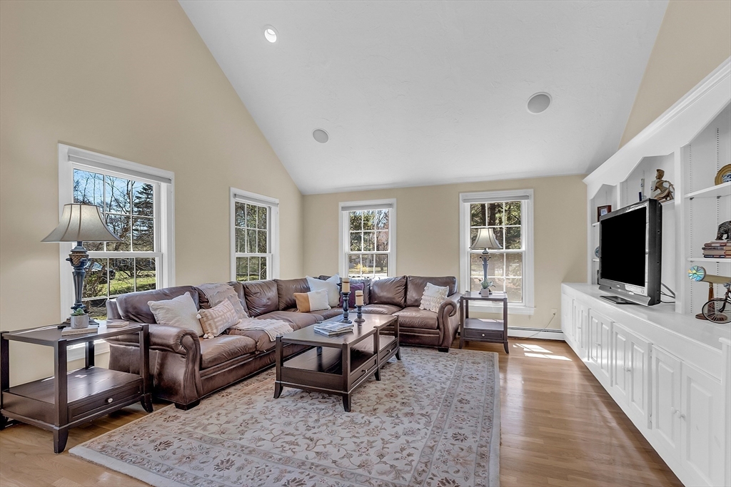 9 Freedom Farme Road Acton, MA 01720 - Photo 9 of 39