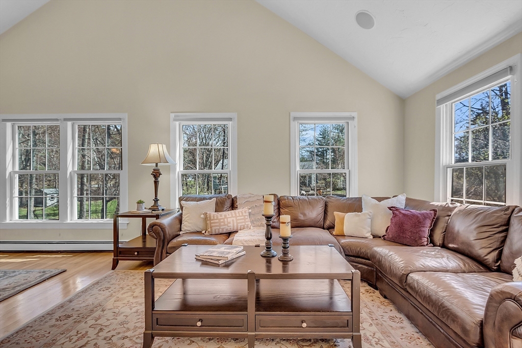 9 Freedom Farme Road Acton, MA 01720 - Photo 10 of 39