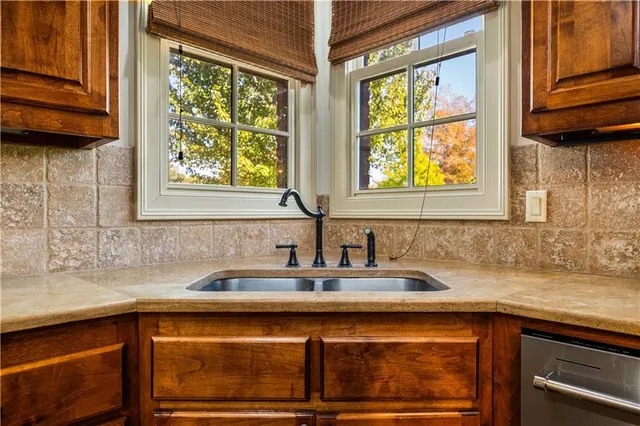 $1,295,000 | 4709 Christopher Place, Alexandria, LA 71303