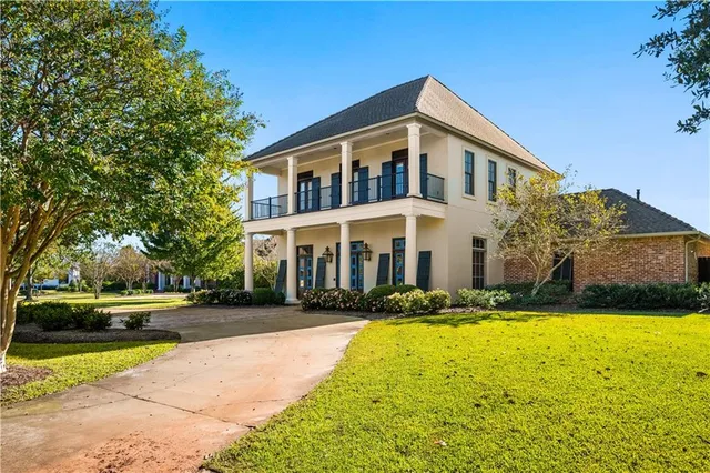 $1,295,000 | 4709 Christopher Place, Alexandria, LA 71303