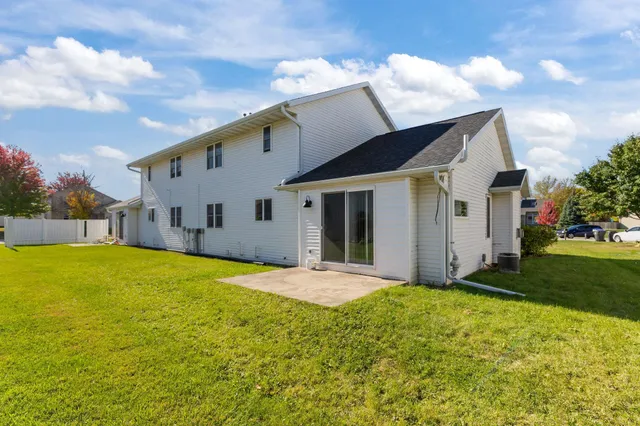 $305,000 | N308 Eastowne Court, Appleton, WI 54915