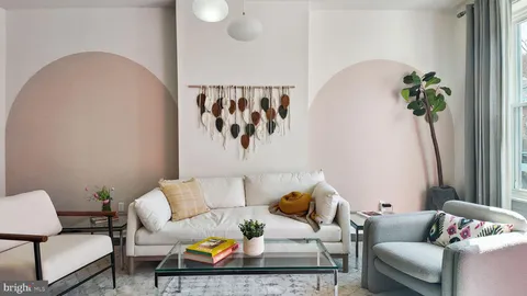 $650,000 | 2437 Carpenter Street, Philadelphia, PA 19146