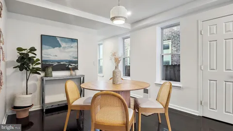 $650,000 | 2437 Carpenter Street, Philadelphia, PA 19146