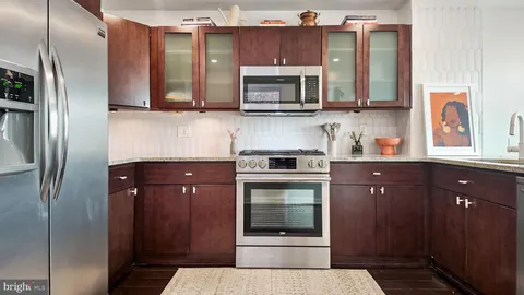 $650,000 | 2437 Carpenter Street, Philadelphia, PA 19146