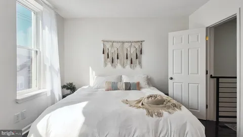 $650,000 | 2437 Carpenter Street, Philadelphia, PA 19146