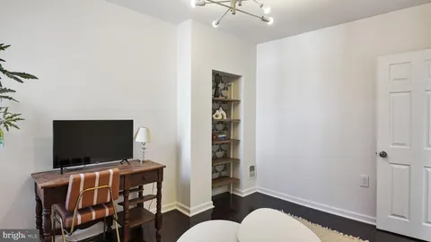 $650,000 | 2437 Carpenter Street, Philadelphia, PA 19146