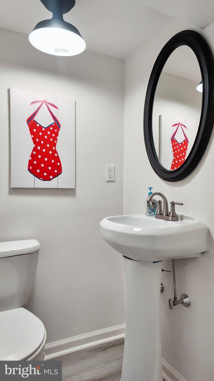 2437 Carpenter Street Philadelphia, PA 19146 - Photo 39 of 39 Lower Level Half Bath