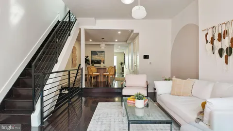 $650,000 | 2437 Carpenter Street, Philadelphia, PA 19146