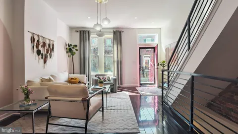 $650,000 | 2437 Carpenter Street, Philadelphia, PA 19146