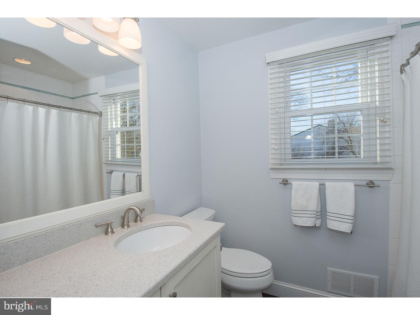 623 Hillside Road Blue Bell, PA 19422 - Photo 16 of 20 Bathroom