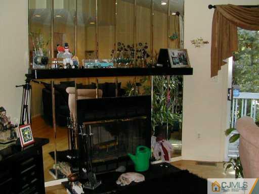 955 South Springfield Avenue Springfield, NJ 07081 - Photo 2 of 8 Gallery Image 2