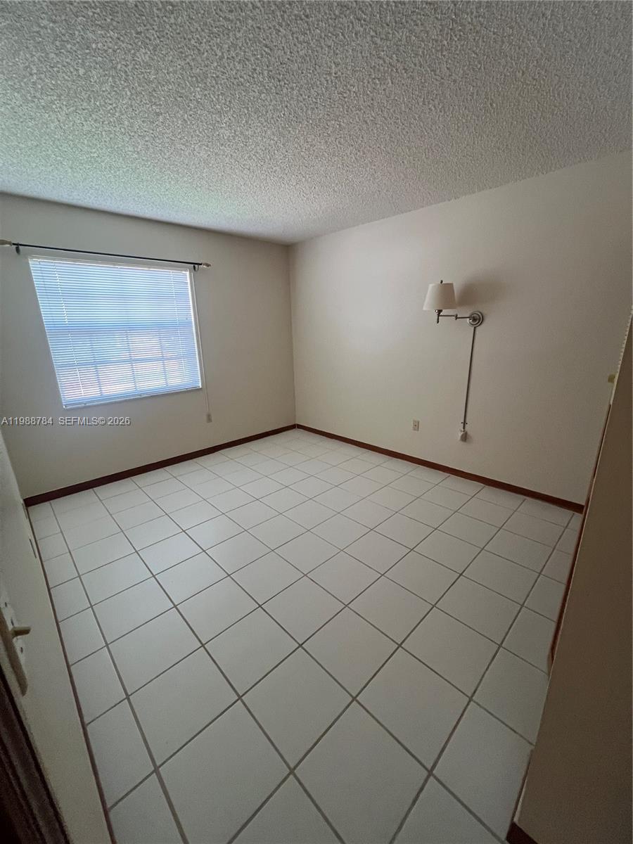 1652 Egret Road Homestead, FL 33035 - Photo 11 of 12 BEDROOM