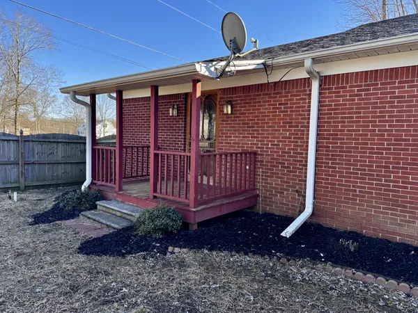 $300,000 | 211 Church Street, Loretto, TN 38469