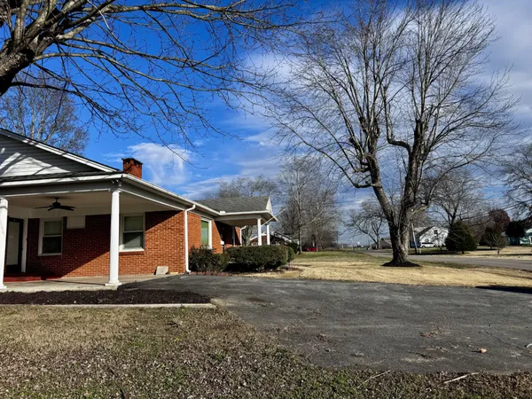 $300,000 | 211 Church Street, Loretto, TN 38469