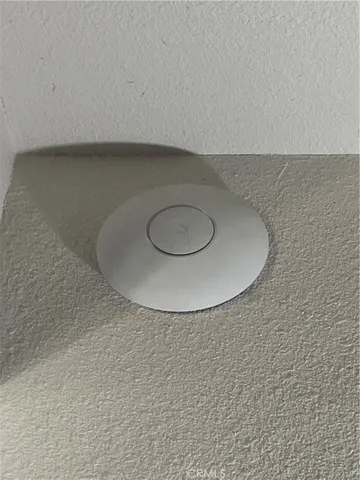 $899,999 | 5833 East Beverly Boulevard, Los Angeles, CA 90022