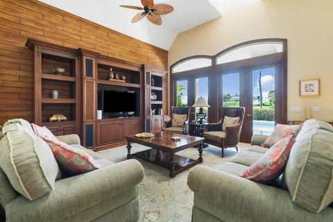 $1,950,000 | 83 Sandbourne Lane, Palm Beach Gardens, FL 33418