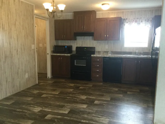 $89,900 | 5000 Southeast Federal Highway, Unit 82, Stuart, FL 34997