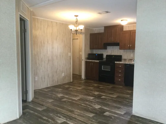 $89,900 | 5000 Southeast Federal Highway, Unit 82, Stuart, FL 34997