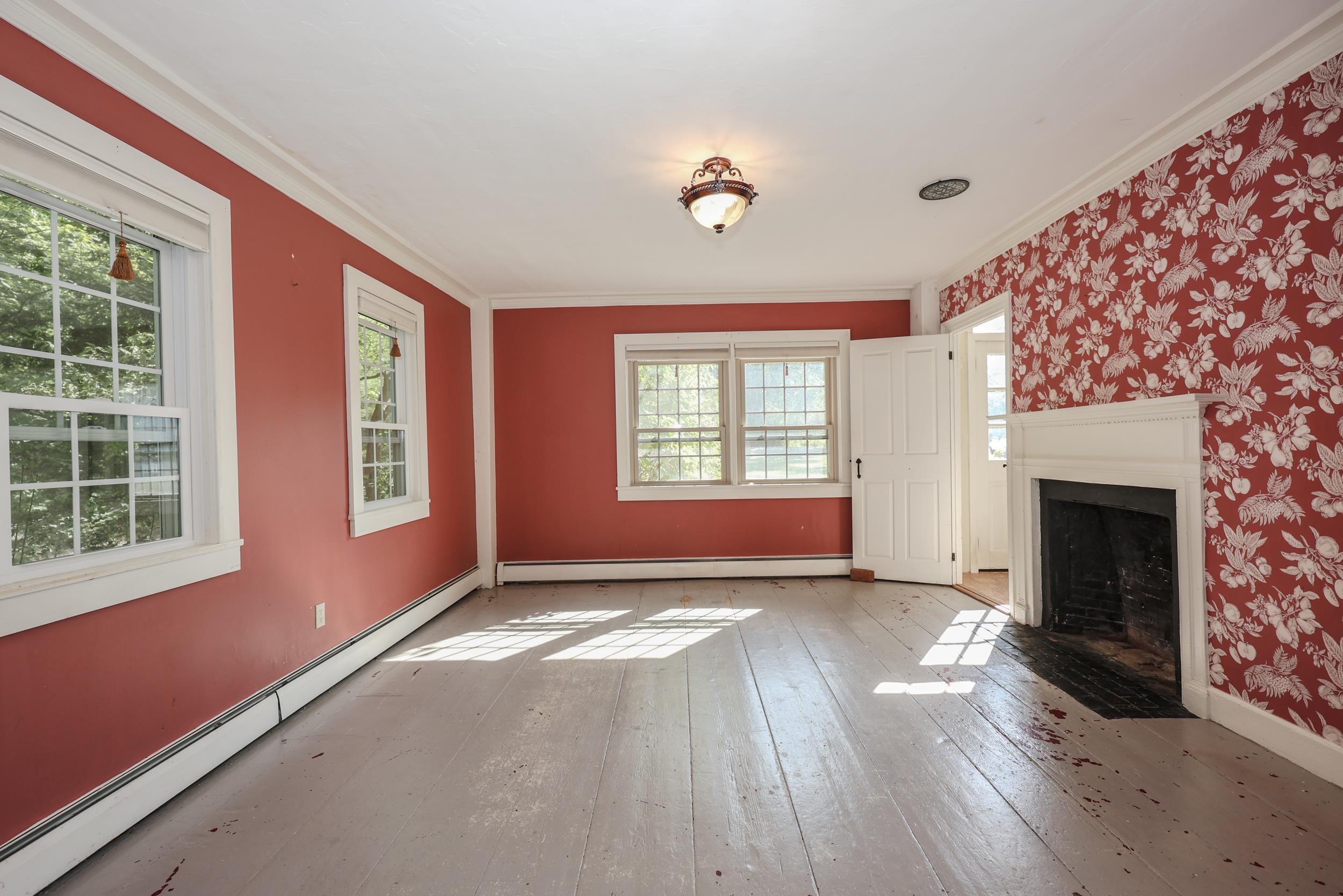 67 Candia Road Deerfield, NH 03037 - Photo 15 of 60