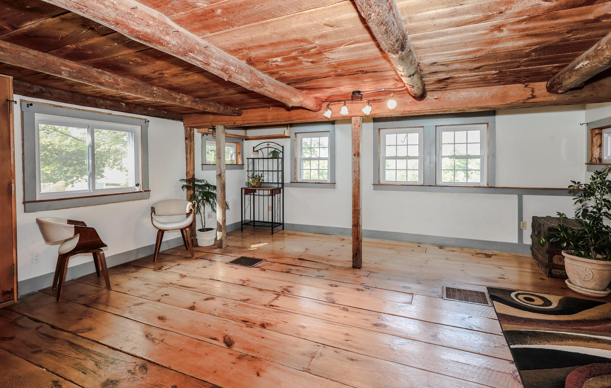 67 Candia Road Deerfield, NH 03037 - Photo 19 of 60