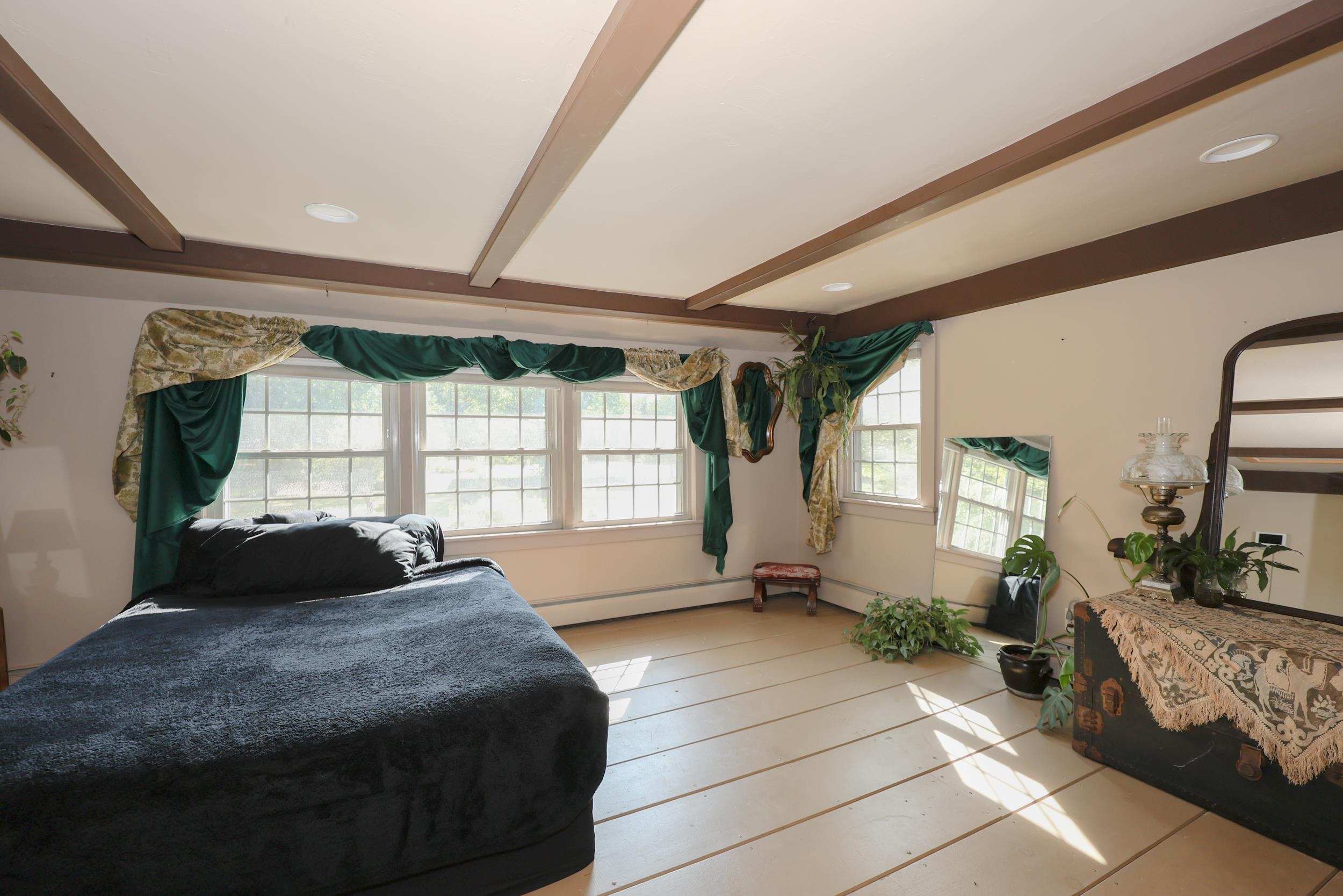 67 Candia Road Deerfield, NH 03037 - Photo 23 of 60