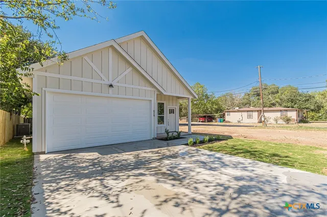 $247,500 | 624 Stratton Street, Seguin, TX 78155
