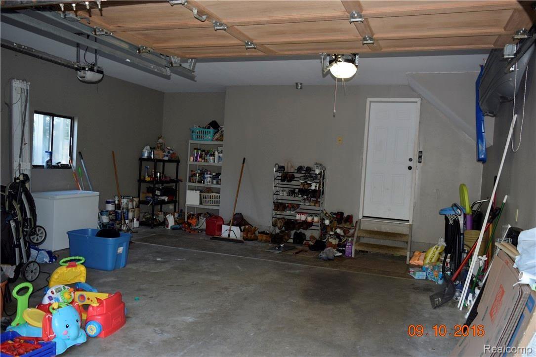 543 South Maple Leaf Road Lapeer, MI 48446 - Photo 21 of 26 543 Mapleleaf 010.JPG