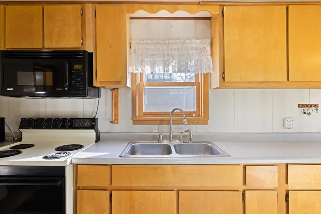 $124,900 | 2120 Kelly Avenue, Cloquet, MN 55720