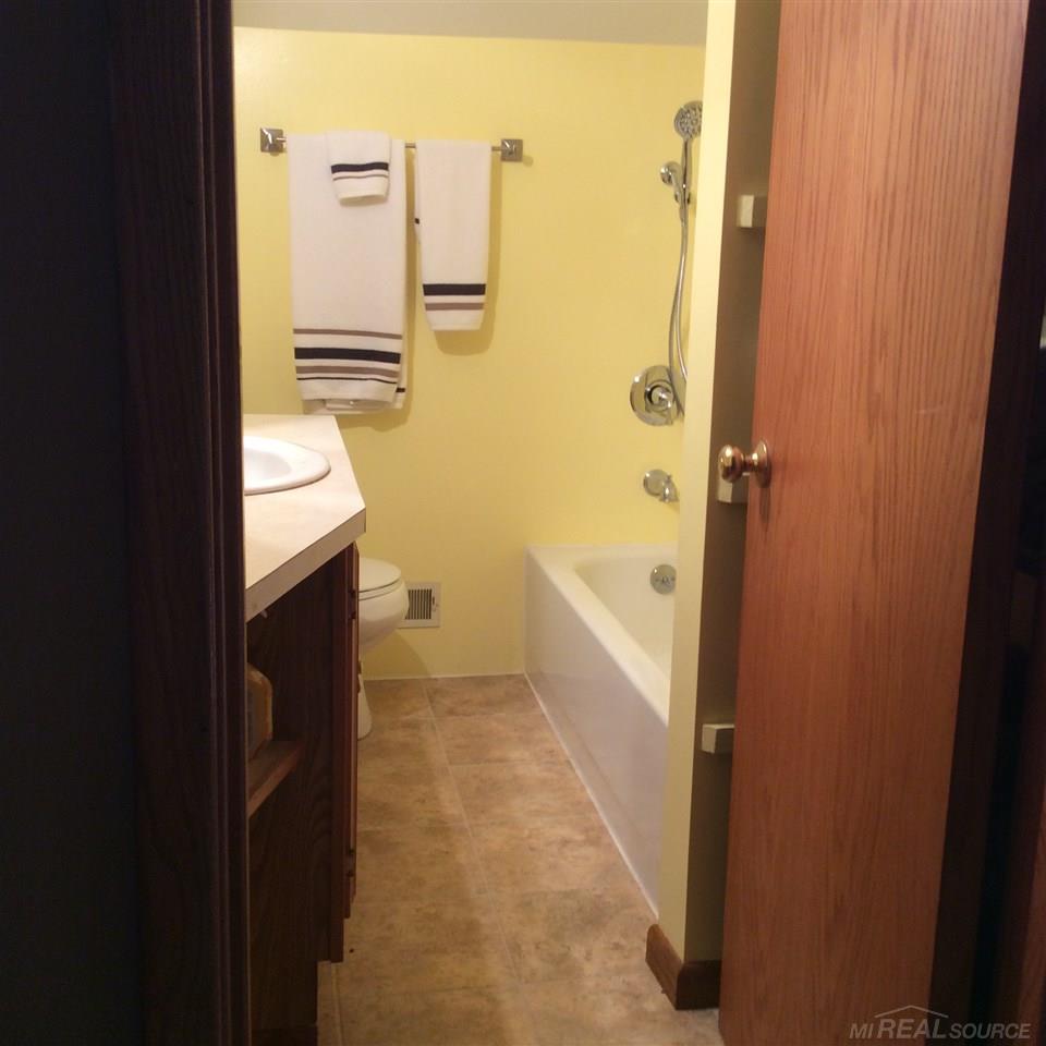 6456 Meisner Road East China, MI 48054 - Photo 11 of 11 31312667-12.JPG