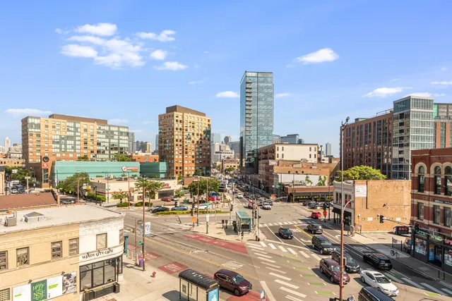 $5,390 | 805 North Milwaukee Avenue, Unit 2S, Chicago, IL 60642