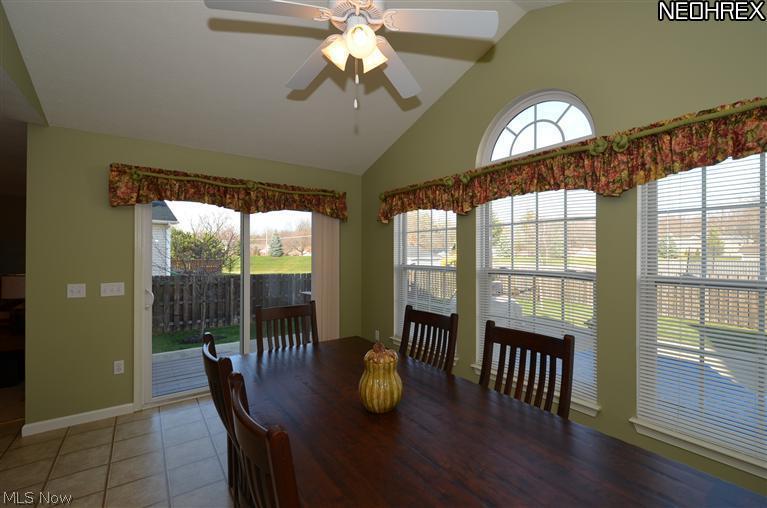 218 Sandstone Ridge Way Berea, OH 44017 - Photo 9 of 25 The high demand morning room is vaulted