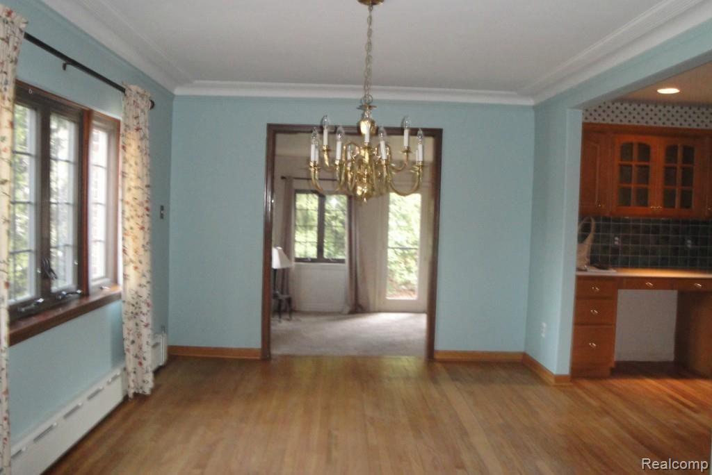 560 Barrington Road Grosse Pointe, MI 48230 - Photo 8 of 26 Barrington 560 014.jpg