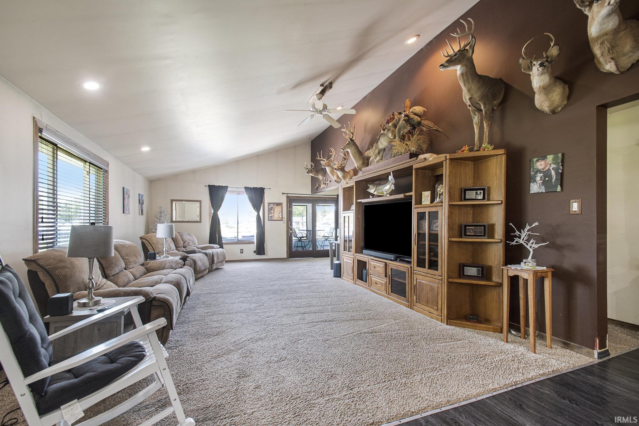 9876 Lincoln Road Syracuse, IN 46567 - Photo 3 of 20 Gallery Image 3