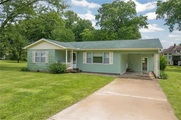 $134,900 | 2707 Tomahawk Road, Chillicothe, MO 64601