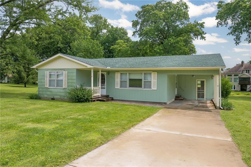 2707 Tomahawk Road Chillicothe, MO 64601 - Photo 1 of 12