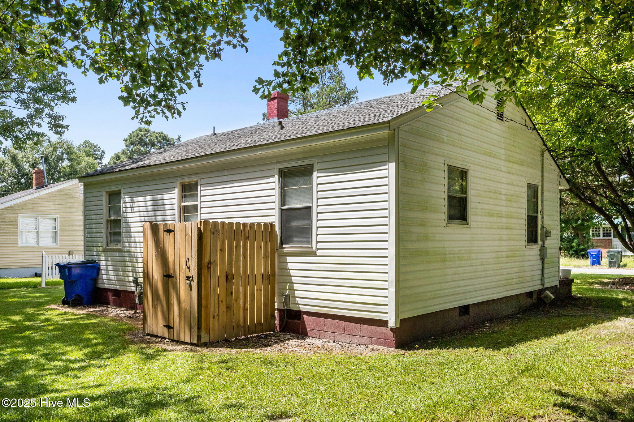 2105 Marsha Avenue Kinston, NC 28501 - Photo 25 of 29 10-web-or-mls-IMG_4619