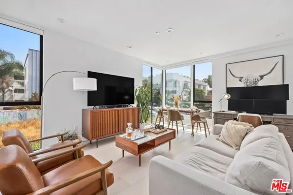 $1,115,000 | 1243 North Gower Street, Los Angeles, CA 90038