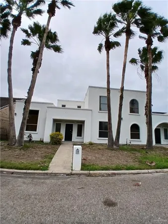 $2,300 | 128 San Jacinto Street, Mission, TX 78572