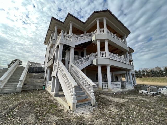 6379 South County Line Road Burr Ridge, IL 60527 - Photo 4 of 8 a view of a house with a yard