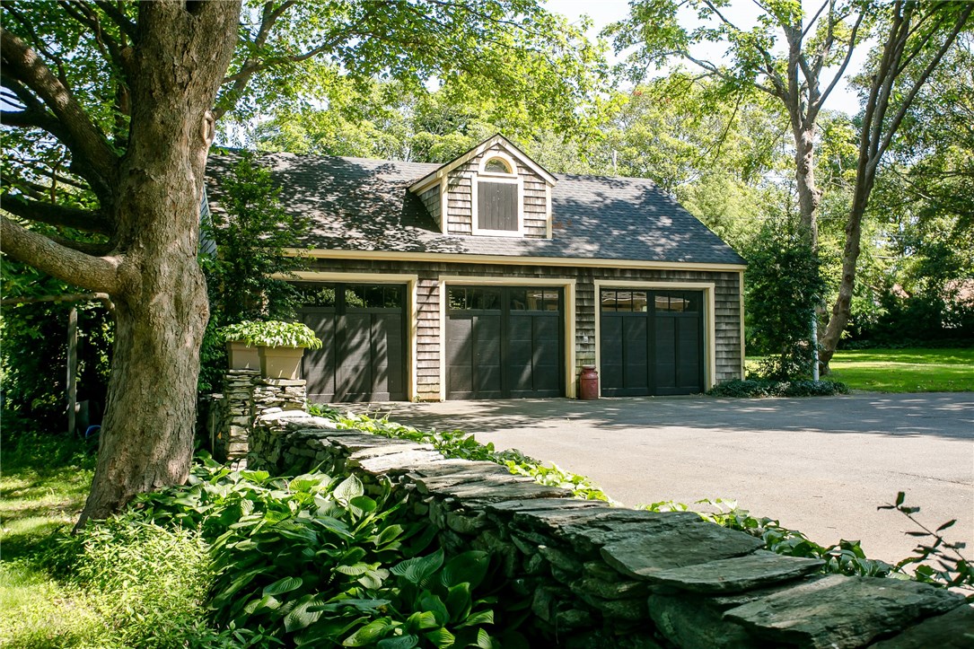 697 Middle Road Portsmouth, RI 02871 - Photo 32 of 38 3 car garage with finished office space above