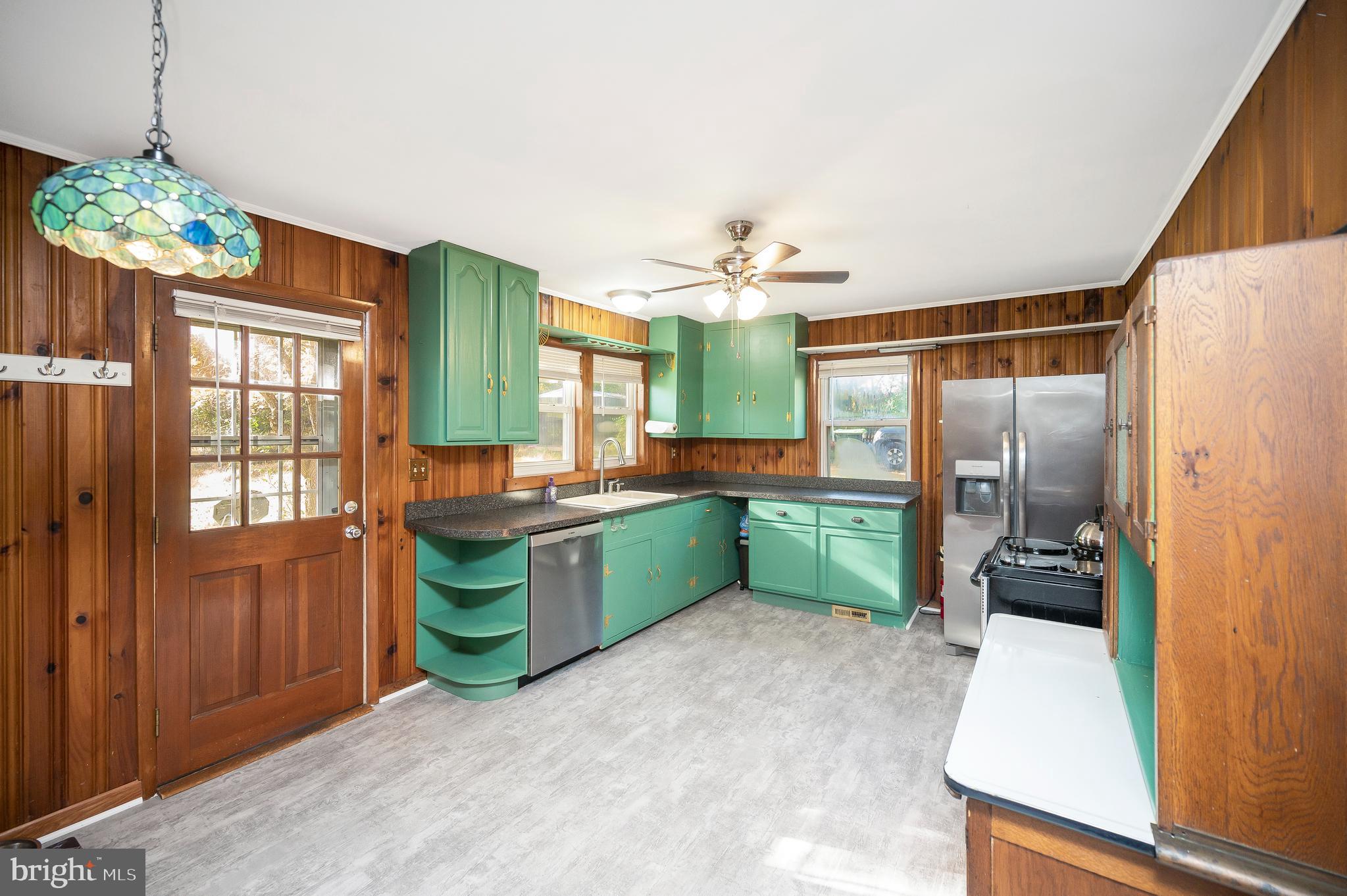 24154 Raccoon Ford Road Culpeper, VA 22701 - Photo 8 of 48 Gallery Image 8